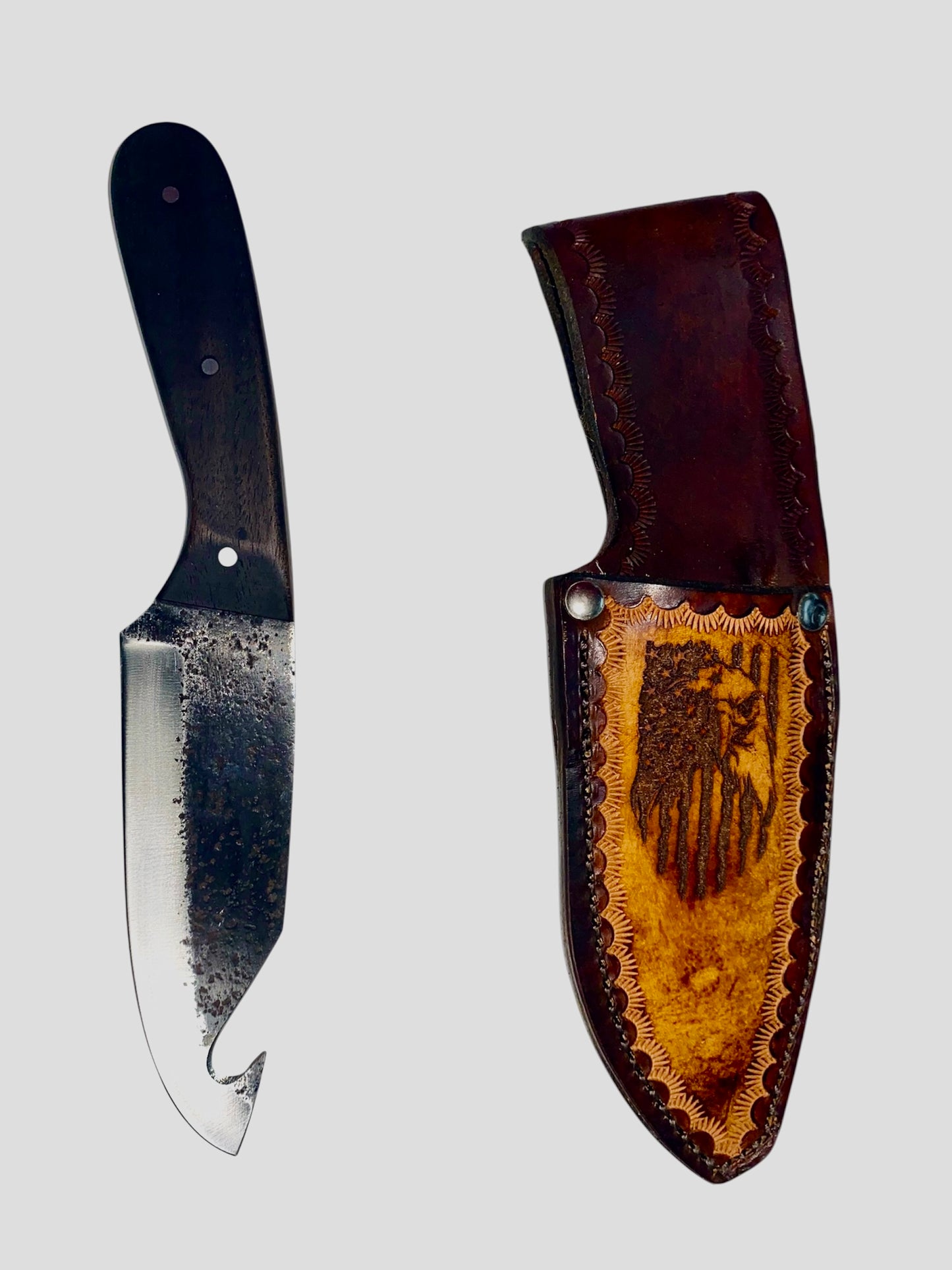 5" Gut Hook with Walnut Handle